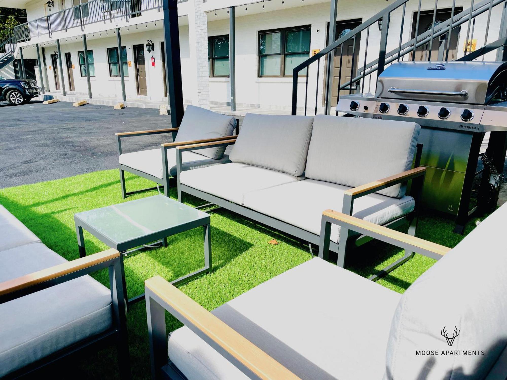 The Moose #6 - Modern Luxe Studio With Free Parking & King Bed เมมฟิส ภายนอก รูปภาพ